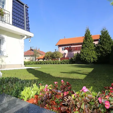 Villa Bajrovic