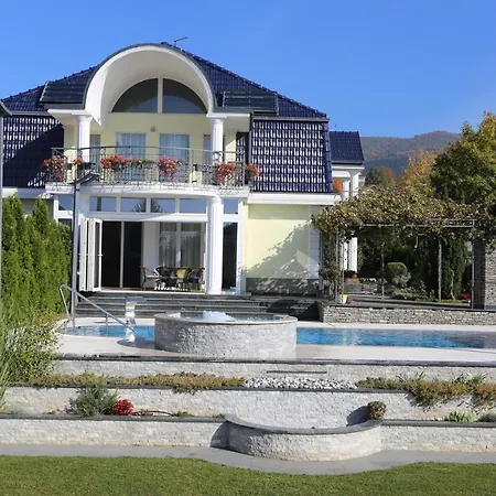 Villa Bajrovic *