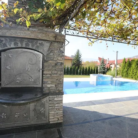 Villa Bajrovic